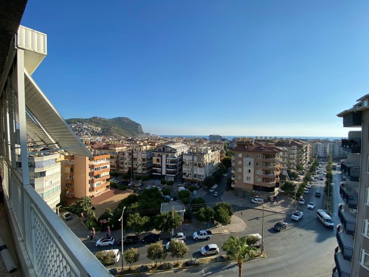 2+1 FLAT FOR SALE IN ALANYA REGION WITH SEA AND CASTLE VIEW